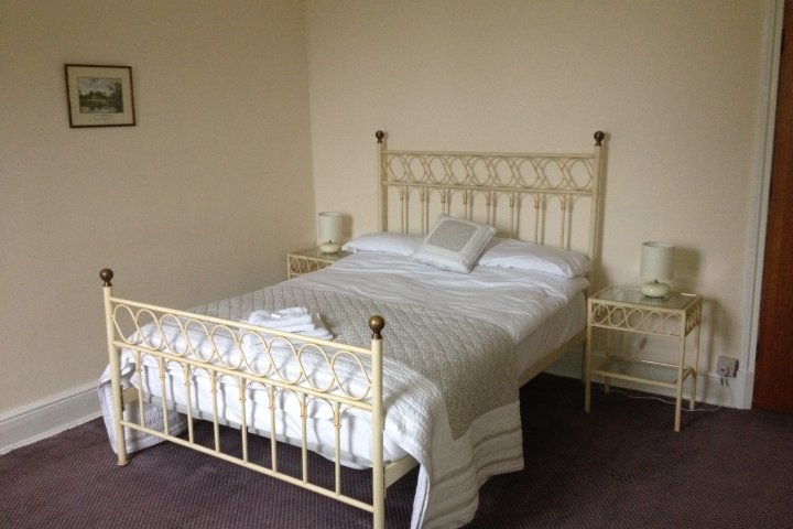 Double Bedroom